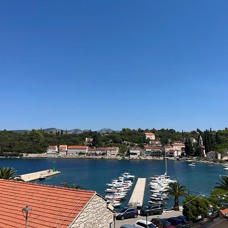 Apartmani Antonia Račišće 外观 照片