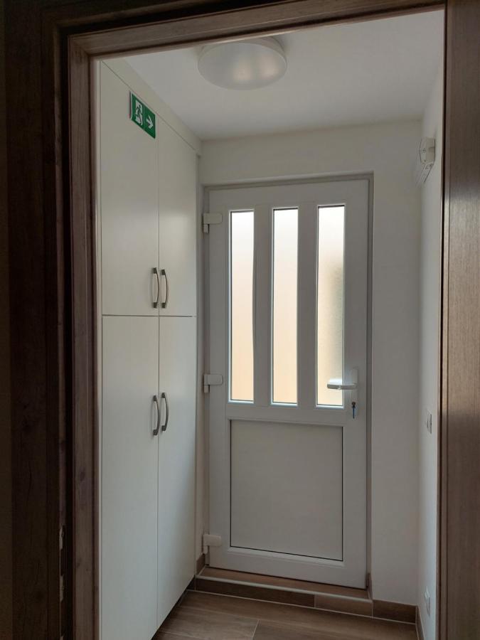 Apartmani Antonia Račišće 外观 照片