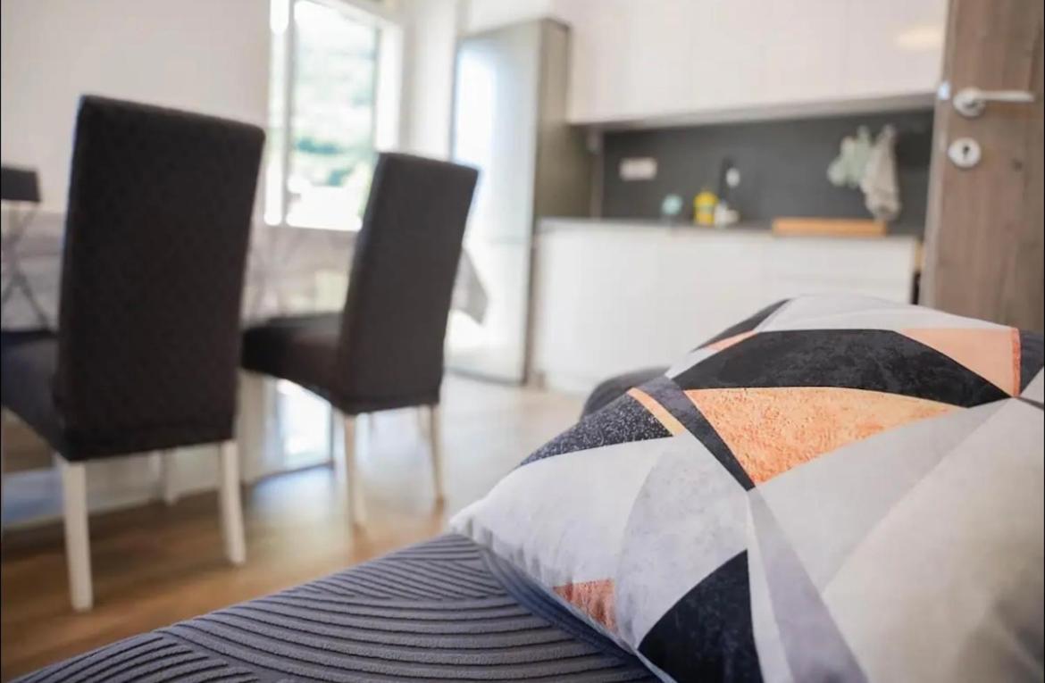 Apartmani Antonia Račišće 外观 照片