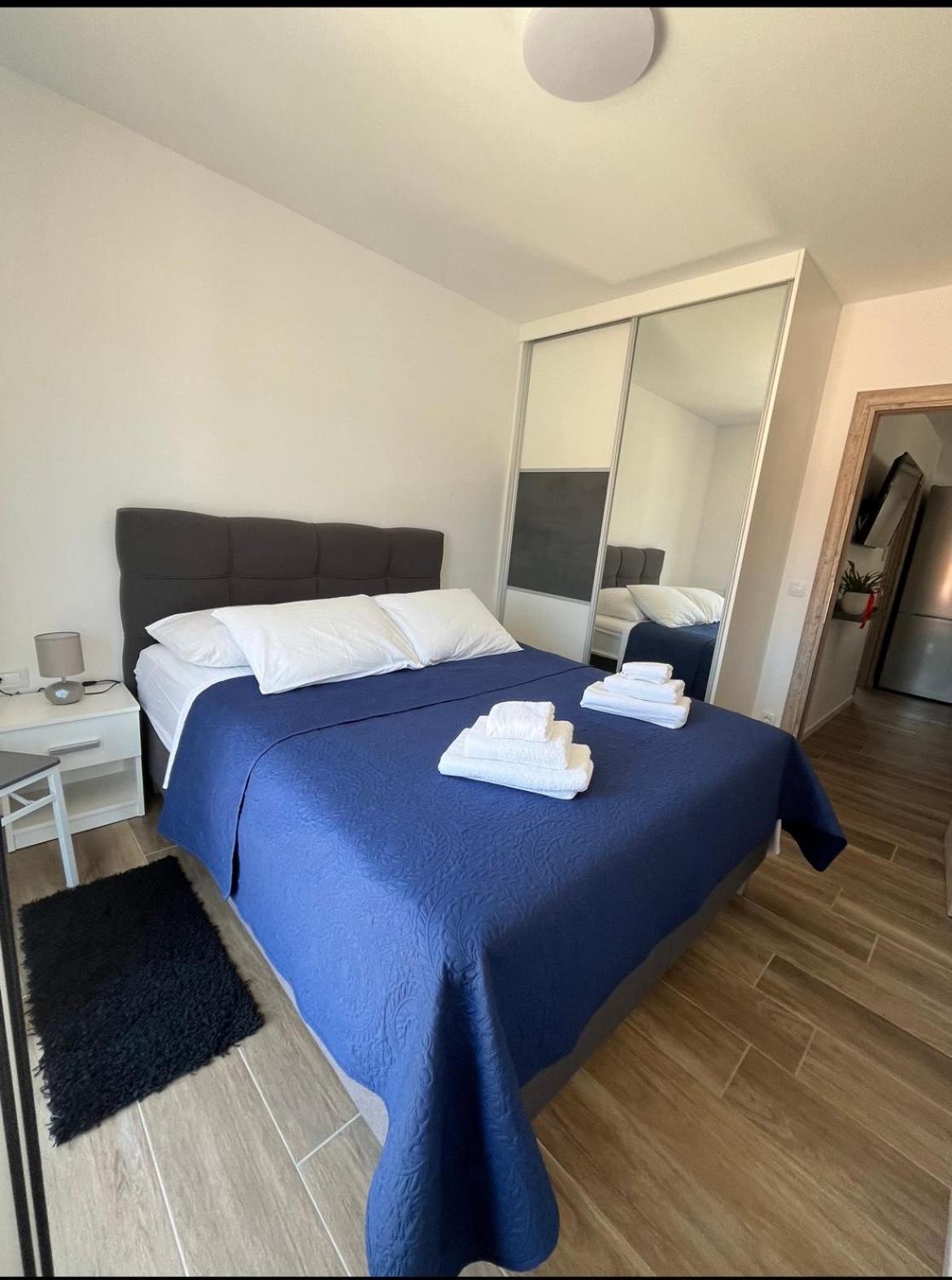 Apartmani Antonia Račišće 外观 照片